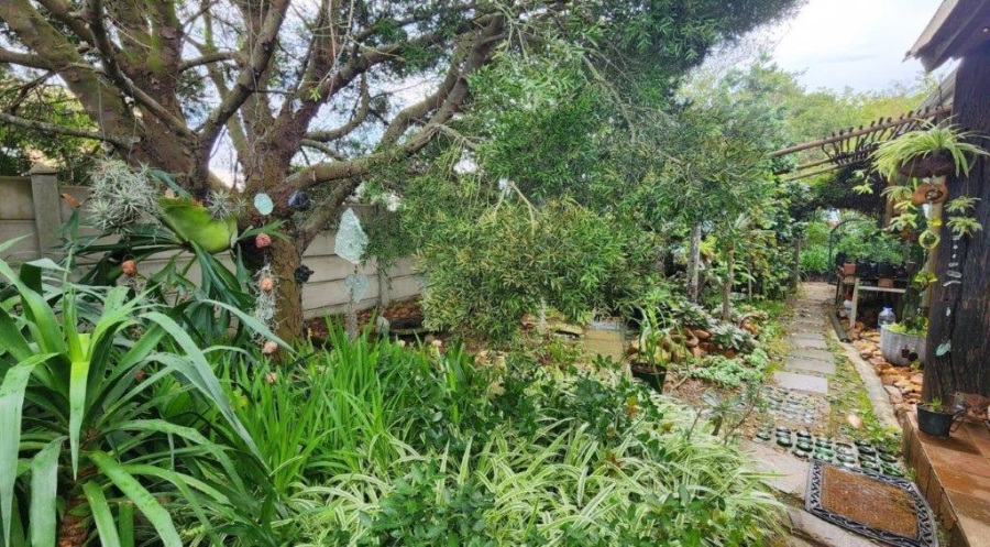 3 Bedroom Property for Sale in Wavecrest Eastern Cape